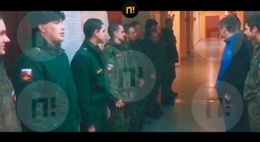 В воинской части Калининградской области солдаты из Чечни унизили сослуживцев