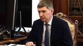 Глава Минэкономразвития Максим Решетников покинул встречу АТЭС в 2022 году в знак несогласия с действиями США.