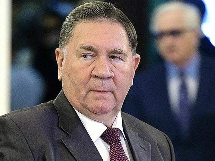 Сенатор Александр Михайлов скончался на приеме граждан от сердечного приступа