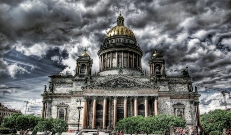 Суд отклонил иск о законности передачи Исаакиевского собора РПЦ