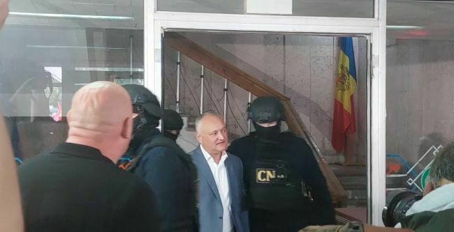 Экс-президента Молдавии Игоря Додона арестовали на 30 дней