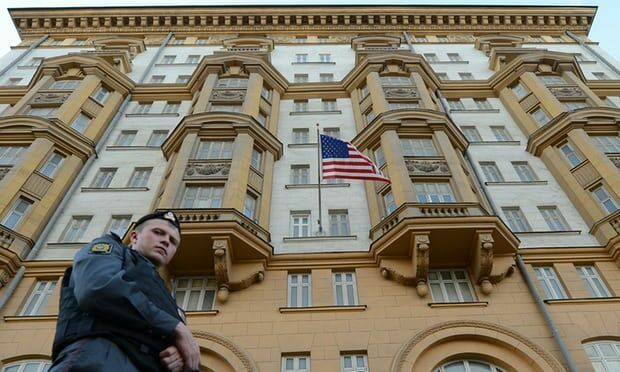 Спецслужбы вычислили российскую шпионку в посольстве США
