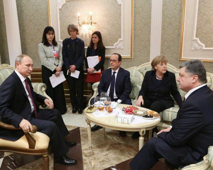 Участники «нормандского» саммита по Украине начали переговоры в расширенном составе