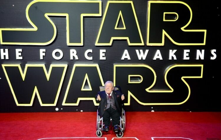 Скончался Кенни Бейкер, сыгравший знаменитого дроида R2-D2
