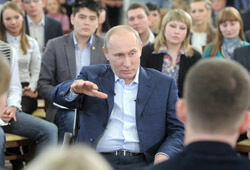 Путин считает, что в России диктатуры нет и уже никогда не будет