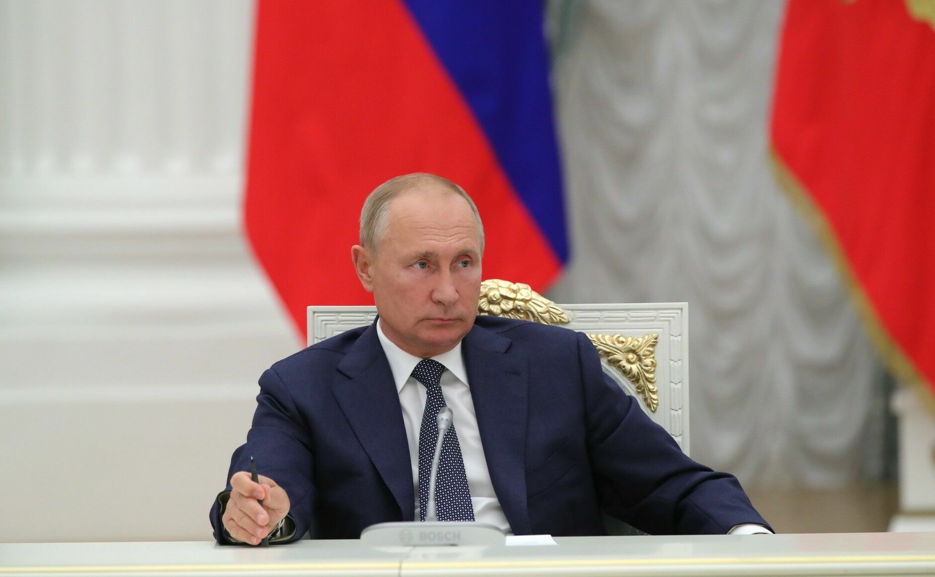 Путин раскритиковал правительство из-за роста цен на продукты