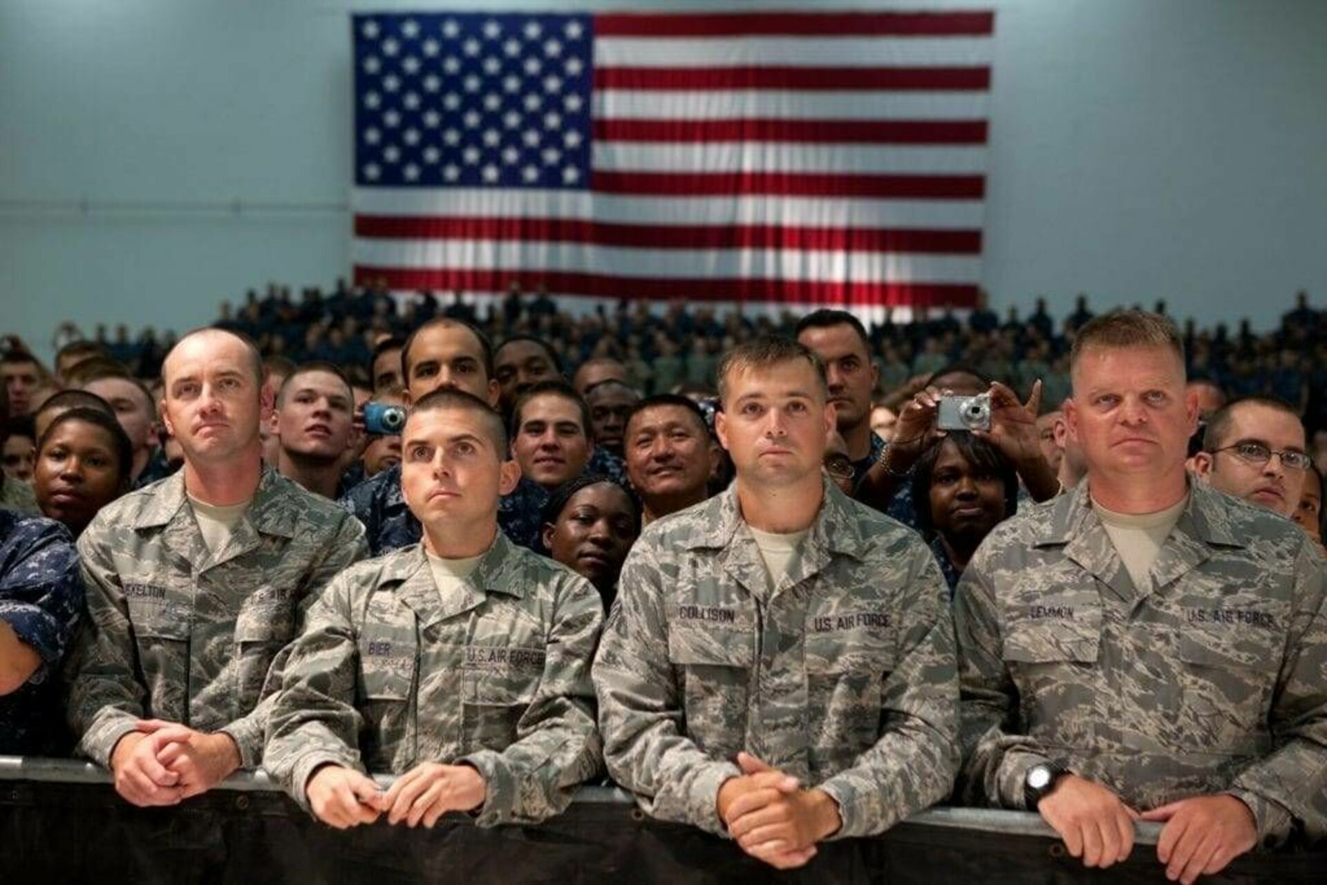 Военной безопасности сша. Американские военные. Армия США. Американский солдат. Американские войска.