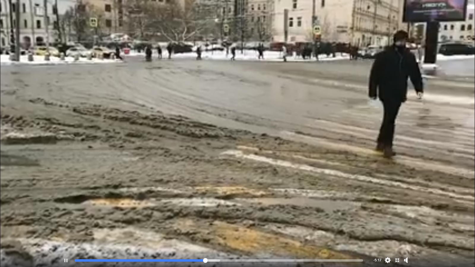 Видео дня: Москву снова травят  реагентами
