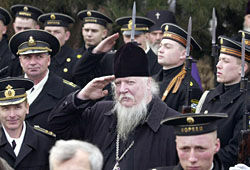 Начинается массовый призыв священников в российскую армию