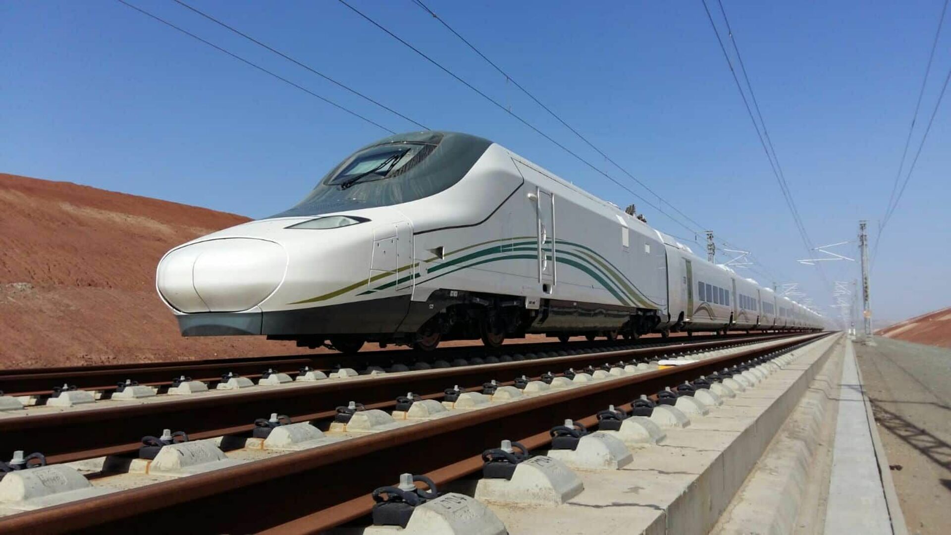 Транспорт саудовской аравии. Скоростной поезд Мекка Медина. Высокоскоростная железная дорога Харамейн. Talgo 350 Саудовская Аравия. Железная дорога в Саудовской Аравии.