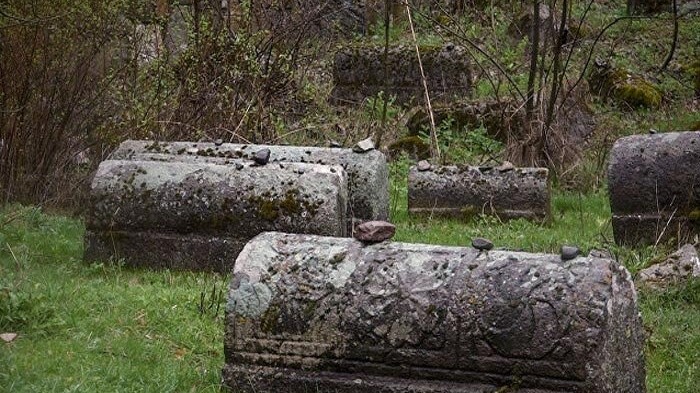 Старое еврейское кладбище в Армении говорит о давних связях двух народов