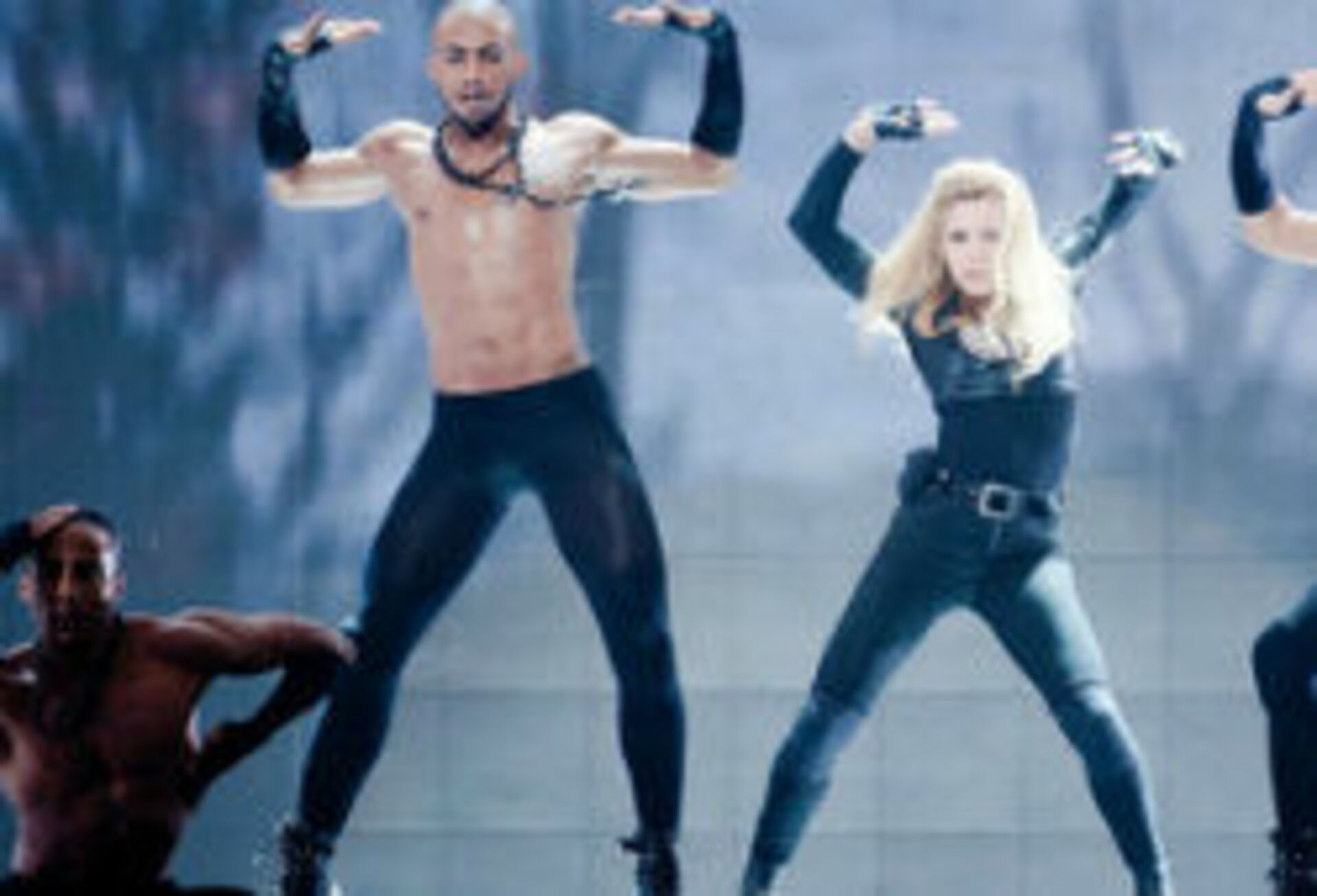 Ці патрэбна. Танцоры Мадонны Tour. Хореограф Мадонны. Подтанцовка Мадонны. Тур Мадонны Confessions танцоры.
