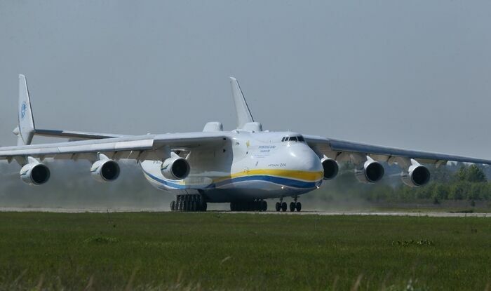 Украина запустит в Китае производство самого большого в мире самолета