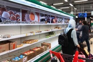 Без еды не останемся, но нервы потреплем: что происходит в супермаркетах
