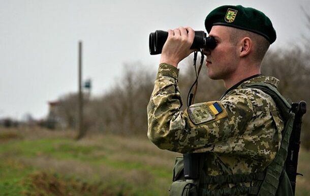 Украинские пограничники усилили меры безопасности на границе с Крымом