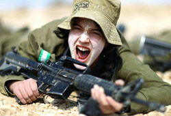 Закон о призыве женщин в армию могут внести в Думу уже в январе