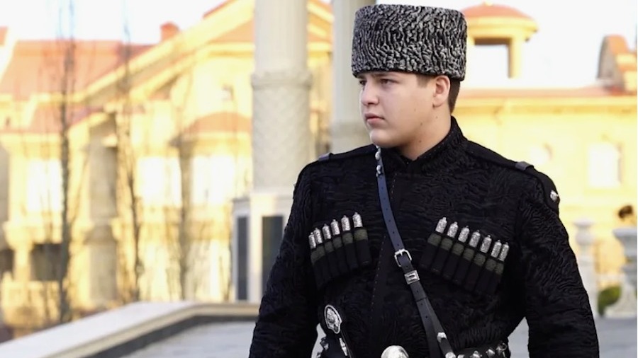 Сыну Рамзана Кадырова Адаму присвоили звание Героя Чечни