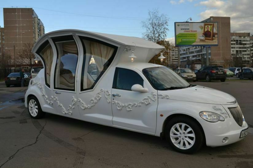 Ставропольский продюсер купил бабушке автомобиль-карету за 90 тыс евро