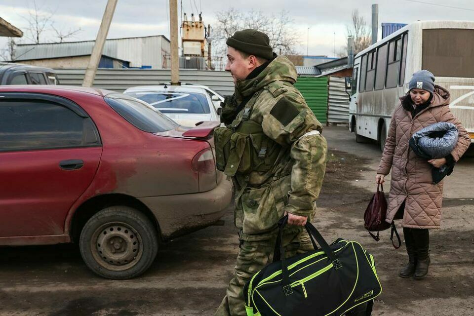 Российские военные открыли гуманитарные коридоры из пяти украинских городов