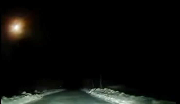 Опубликовано видео взрыва метеорита над Архангельском