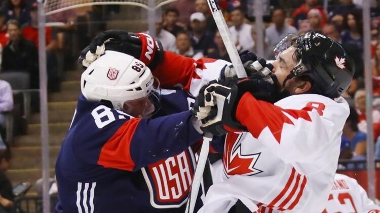 Канадцы выбили американцев из Кубка мира по хоккею