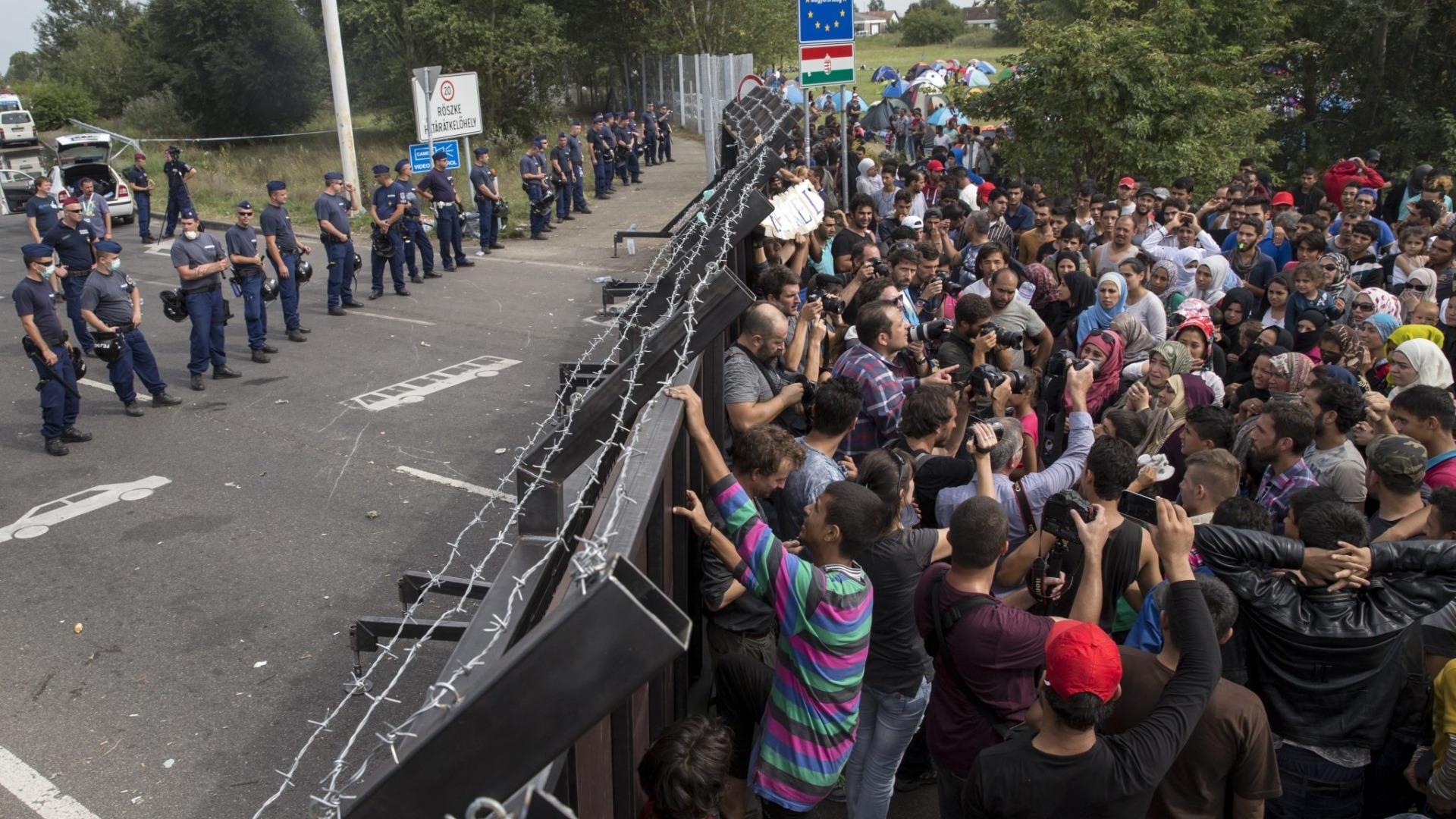 Беженцев распределят по Европе. ЕС готовит реформу миграционного законодательства