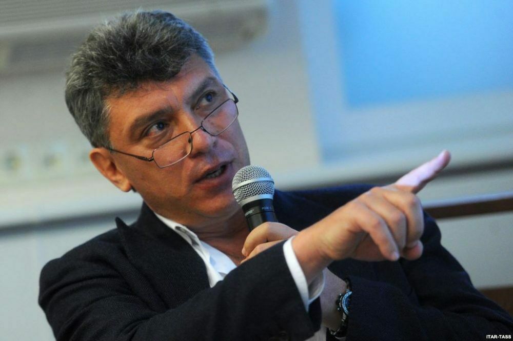 Факт истории: как губернатор Немцов отказался от квартиры