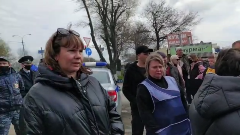 Продавцы закрытых рынков в Ростовской области вышли на митинг
