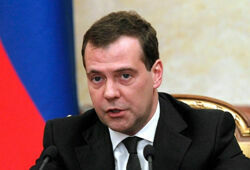 Россия не будет переходить на зимнее время – Медведев
