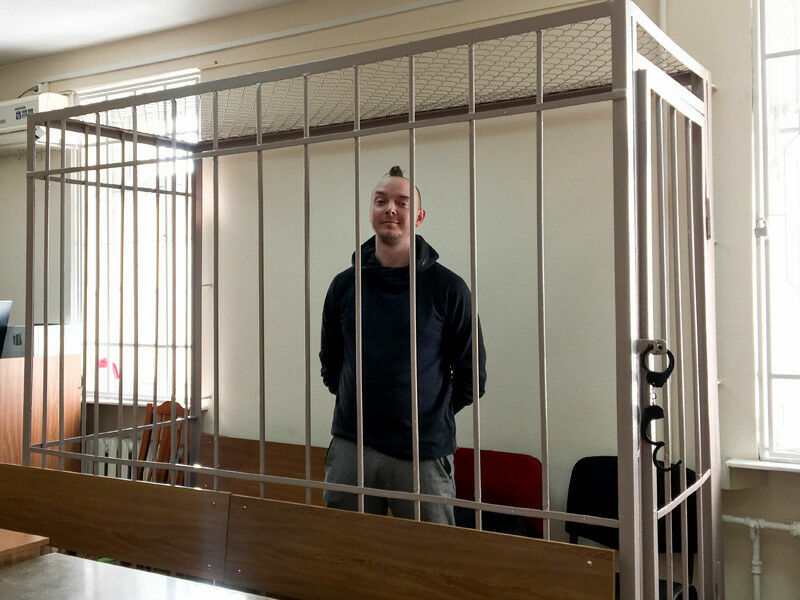 Ивану Сафронову запретили переписку с родственниками и адвокатами