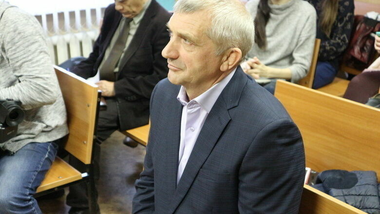 Бывшего главу УФССП Омской области осудили на три года и один месяц