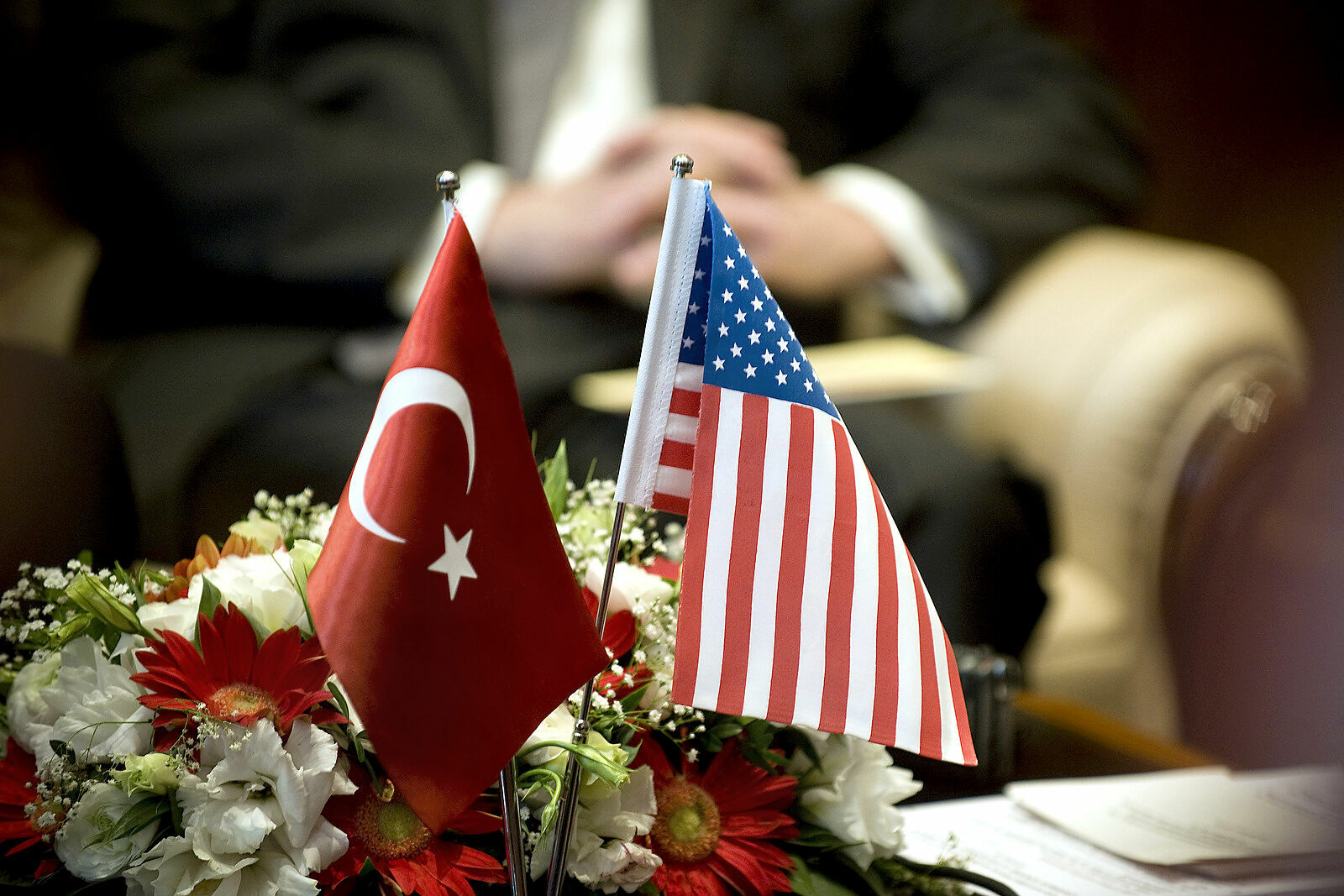 Турция заморозит счета американских министров в ответ на санкции