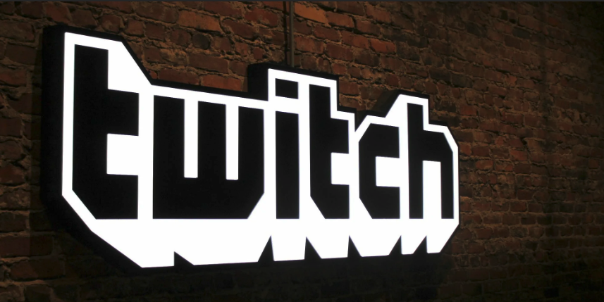Сервис Twitch грозит штраф до 4 млн рублей за неудаление фейков
