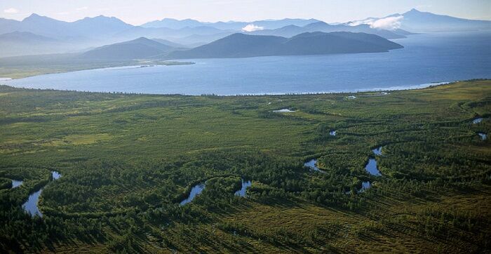 Трутнев выступил в защиту заповедного озера на Камчатке