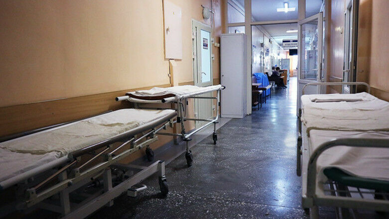 В омских больницах выявили более 300 нарушений