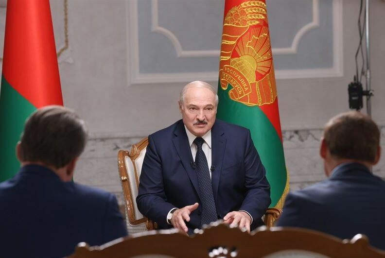 Александр Лукашенко попросил Украину вернуть двух белорусских оппозиционеров