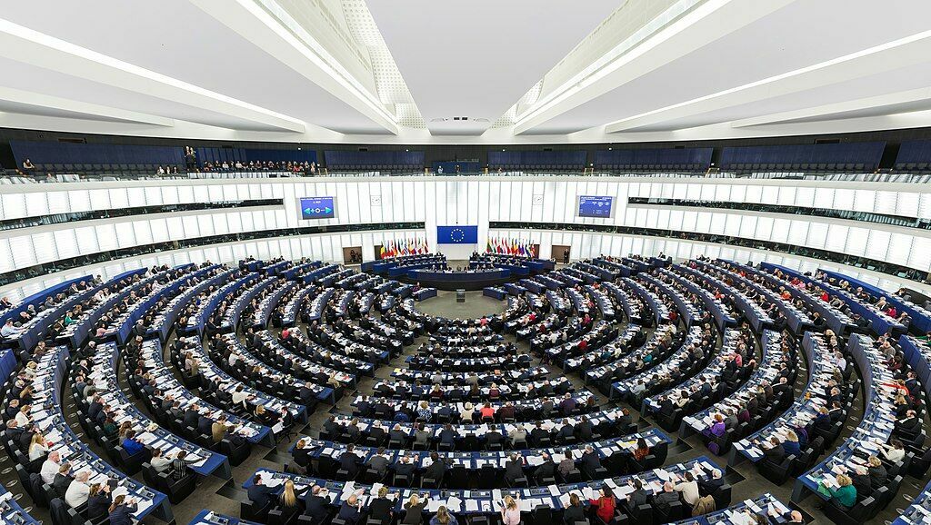 В Европарламенте предложили новые санкции против России за шпионаж