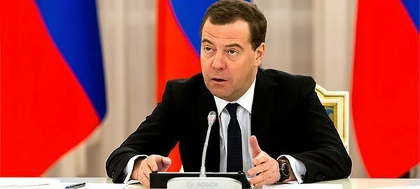 Эксперты не согласны с премьером Медведевым по СВП  «Платон»