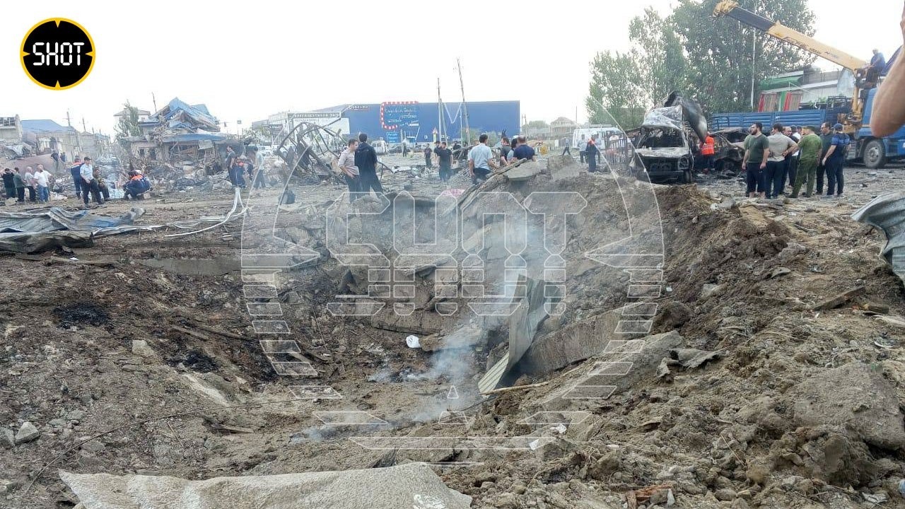 Семьям погибших при взрыве в Махачкале власти пообещали по 1 млн рублей
