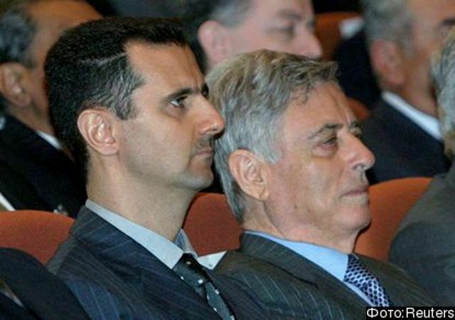 Бывший вице-президент Сирии Хаддам. Даже в 2018-м году он продолжает призывать к иностранной интервенции против Сирии. Живет в Париже.