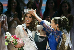 Титул «Мисс Вселенная-2013» завоевала представительница Венесуэлы