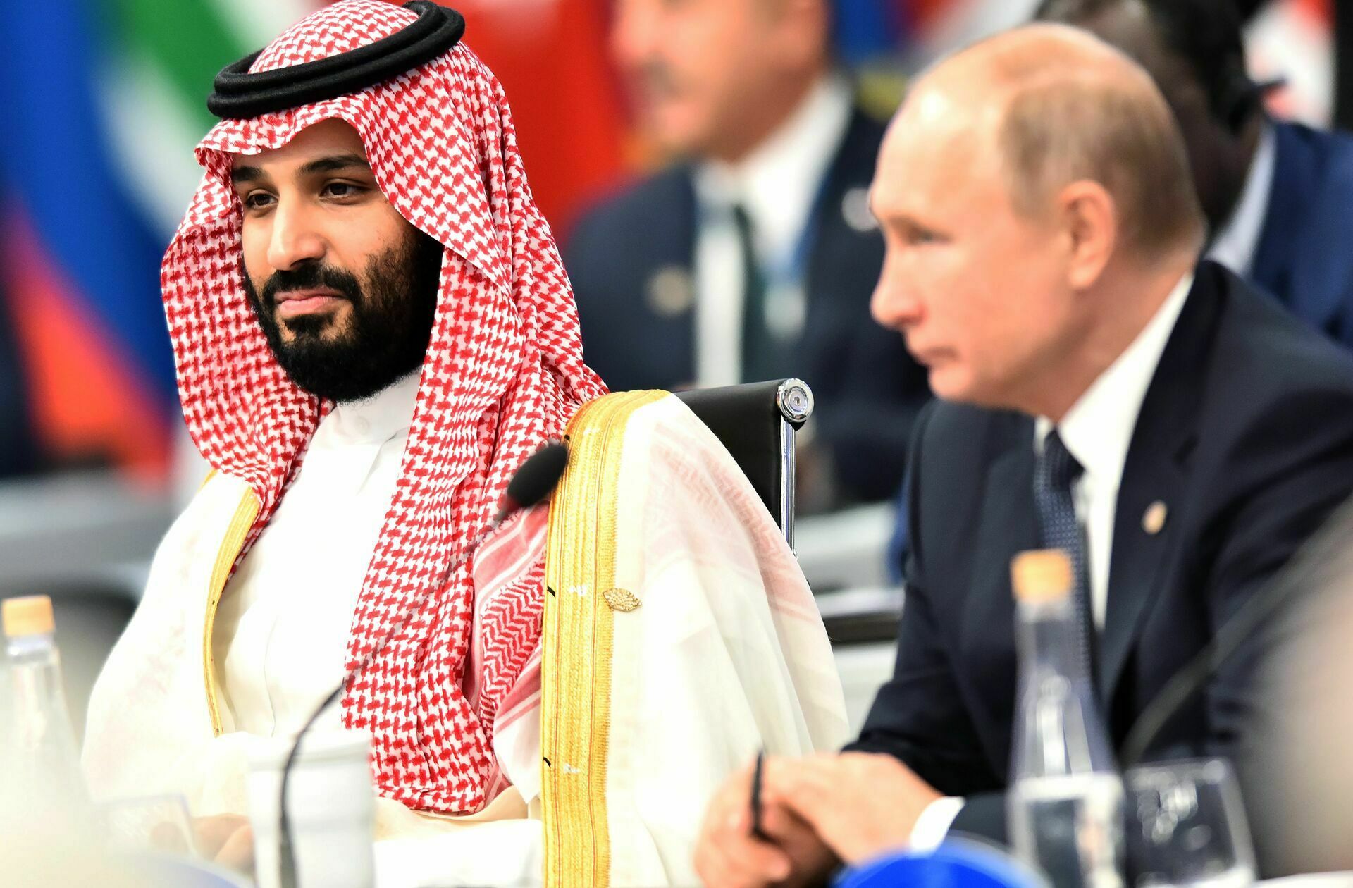 Саудовская Аравия требует, чтобы Россия больше всех сократила добычу нефти