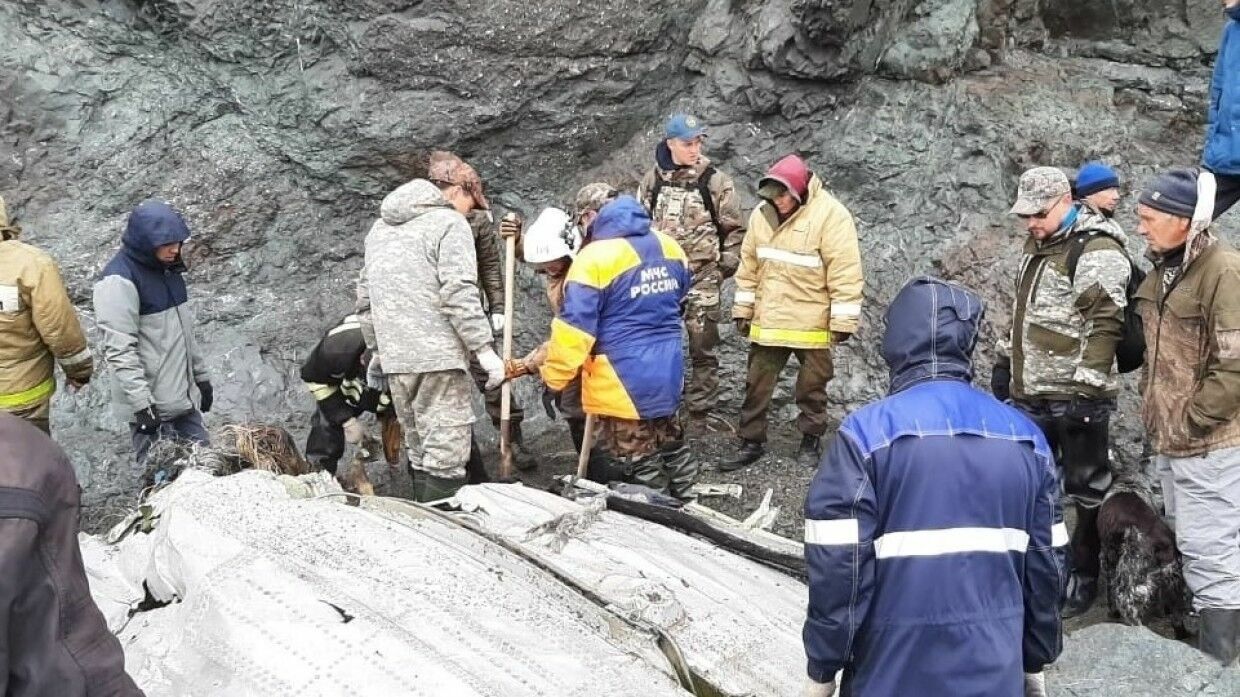 Найден черный ящик потерпевшего крушение Ан-26 на Камчатке