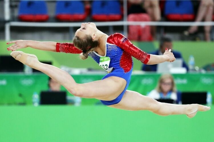 Российские гимнастки завоевали «серебро» в Рио