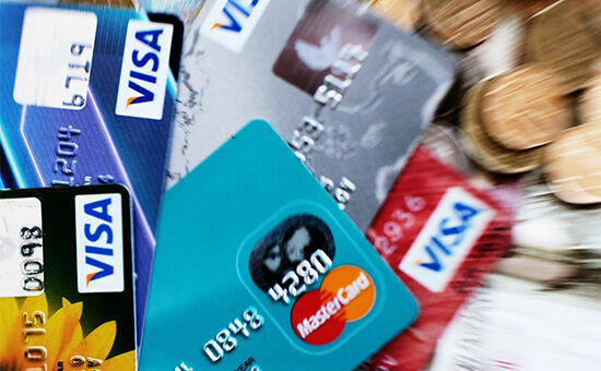 11 процентов россиян отказались от использования банковских карт