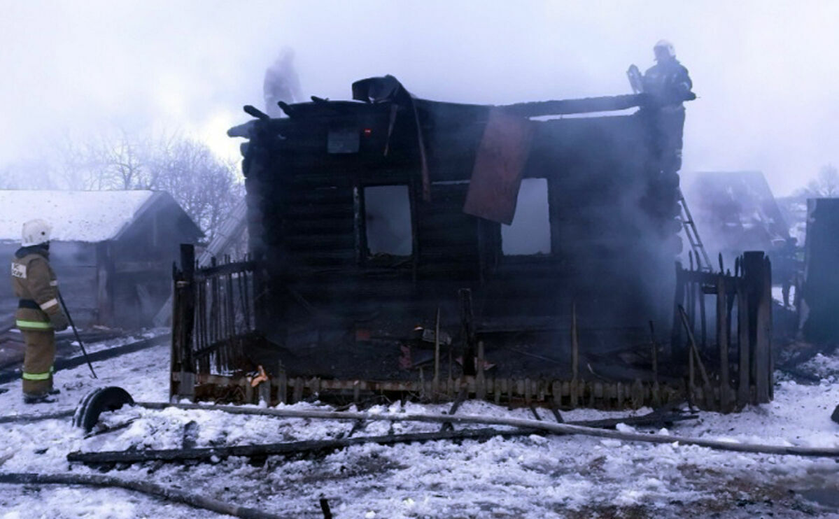 Новогодний кошмар: в Чувашии семья из 6 человек сгорела в собственном доме
