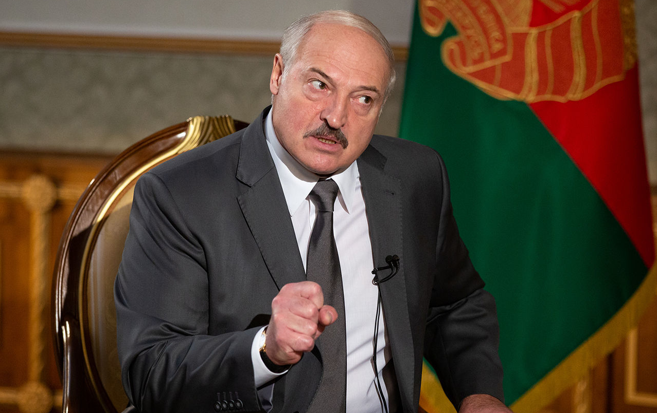 Лукашенко не намерен выдавать задержанных россиян, пока Украина не докажет их вину