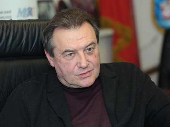 Алексей Учитель заявил, что не будет выдвигать иск против Поклонской