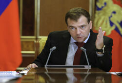 Медведев не планирует повышать возраст выхода на пенсию (БЛОГИ)