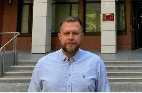 Гособвинение запросило два года ограничения свободы для соратника Навального